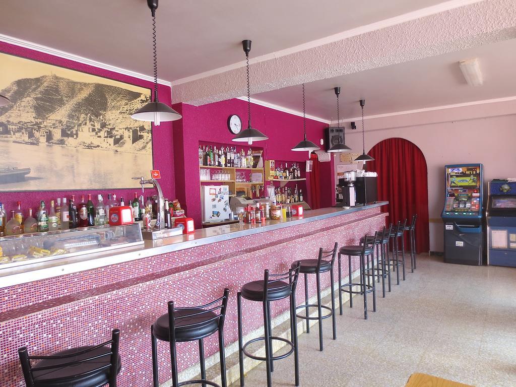 Hostal Roca Fayón Zewnętrze zdjęcie