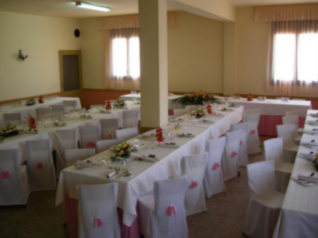 Hostal Roca Fayón Zewnętrze zdjęcie