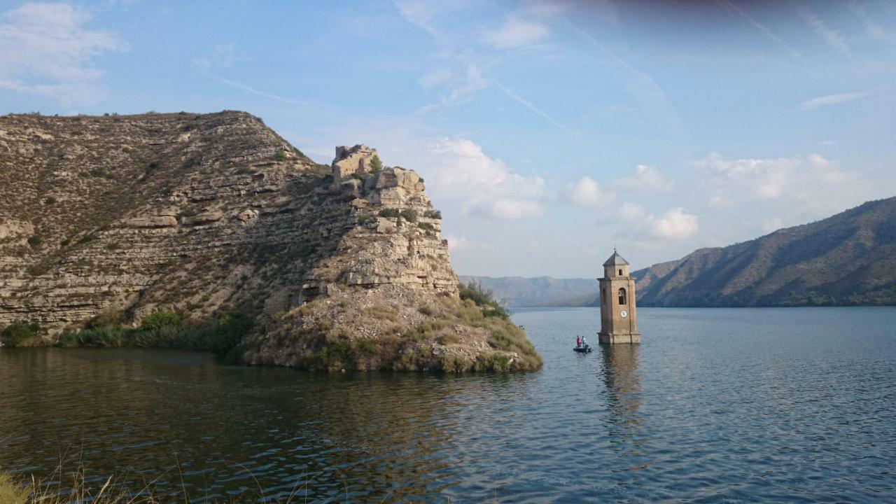 Hostal Roca Fayón Zewnętrze zdjęcie