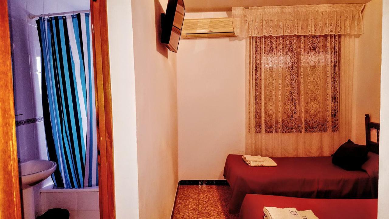 Hostal Roca Fayón Zewnętrze zdjęcie